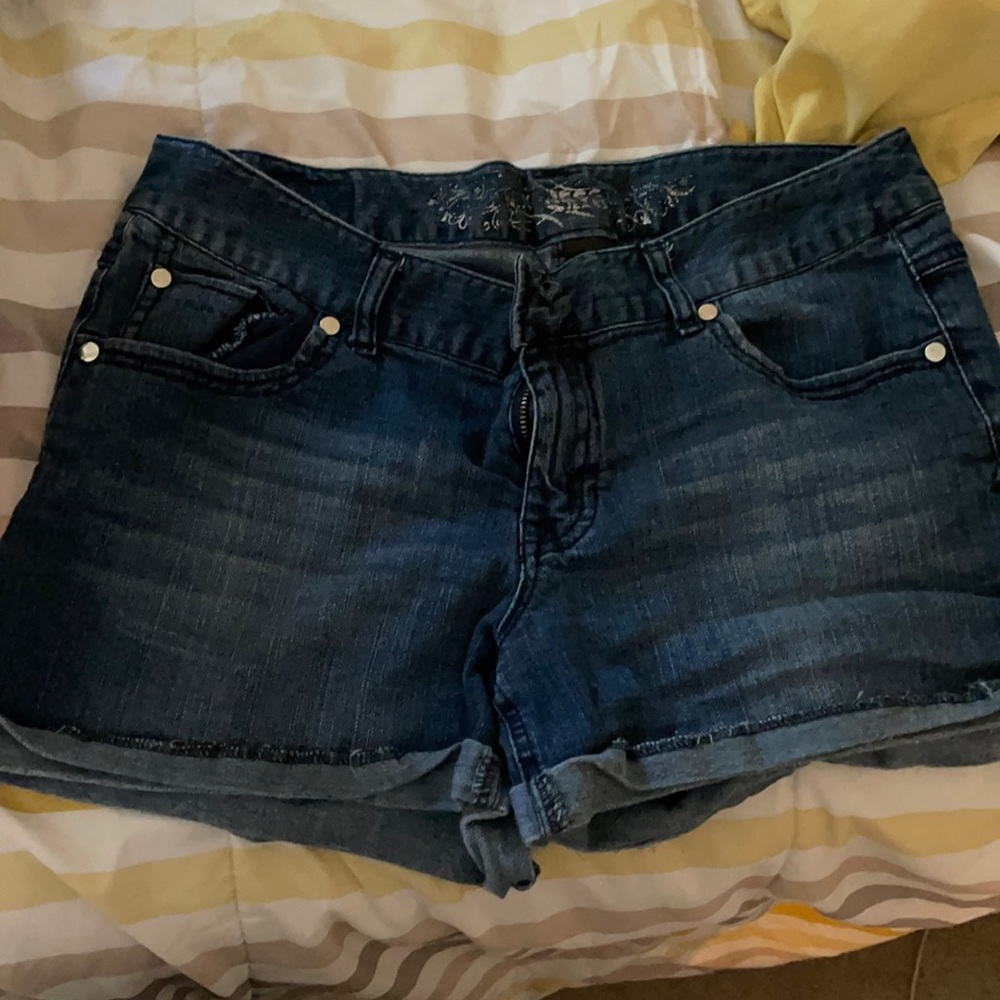 Size 10 express shorts